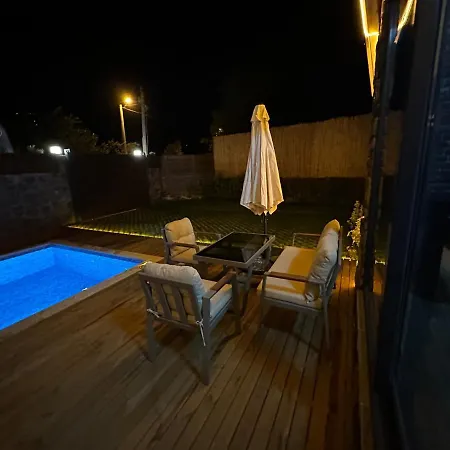 Rose Sapanca Stone House Sakarya (Marmara)