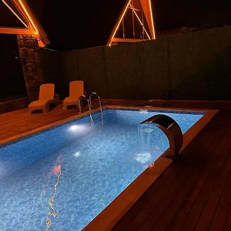 Rose Sapanca Stone House *